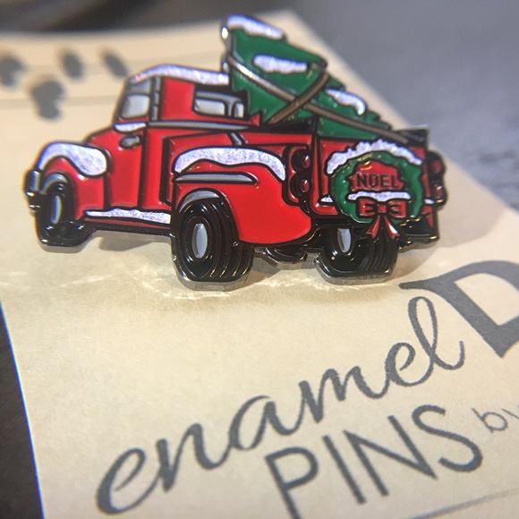 NEW Red Truck Christmas Enamel Pin with Backer - Picture 12 of 12